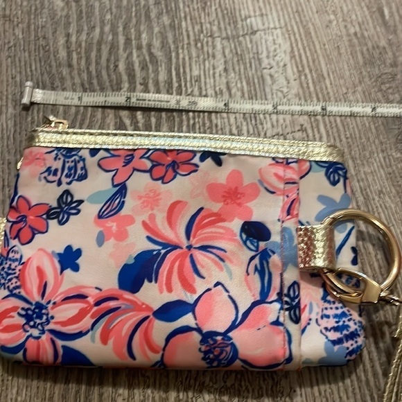 Lilly Pulitzer wristlet - Picture 7 of 8